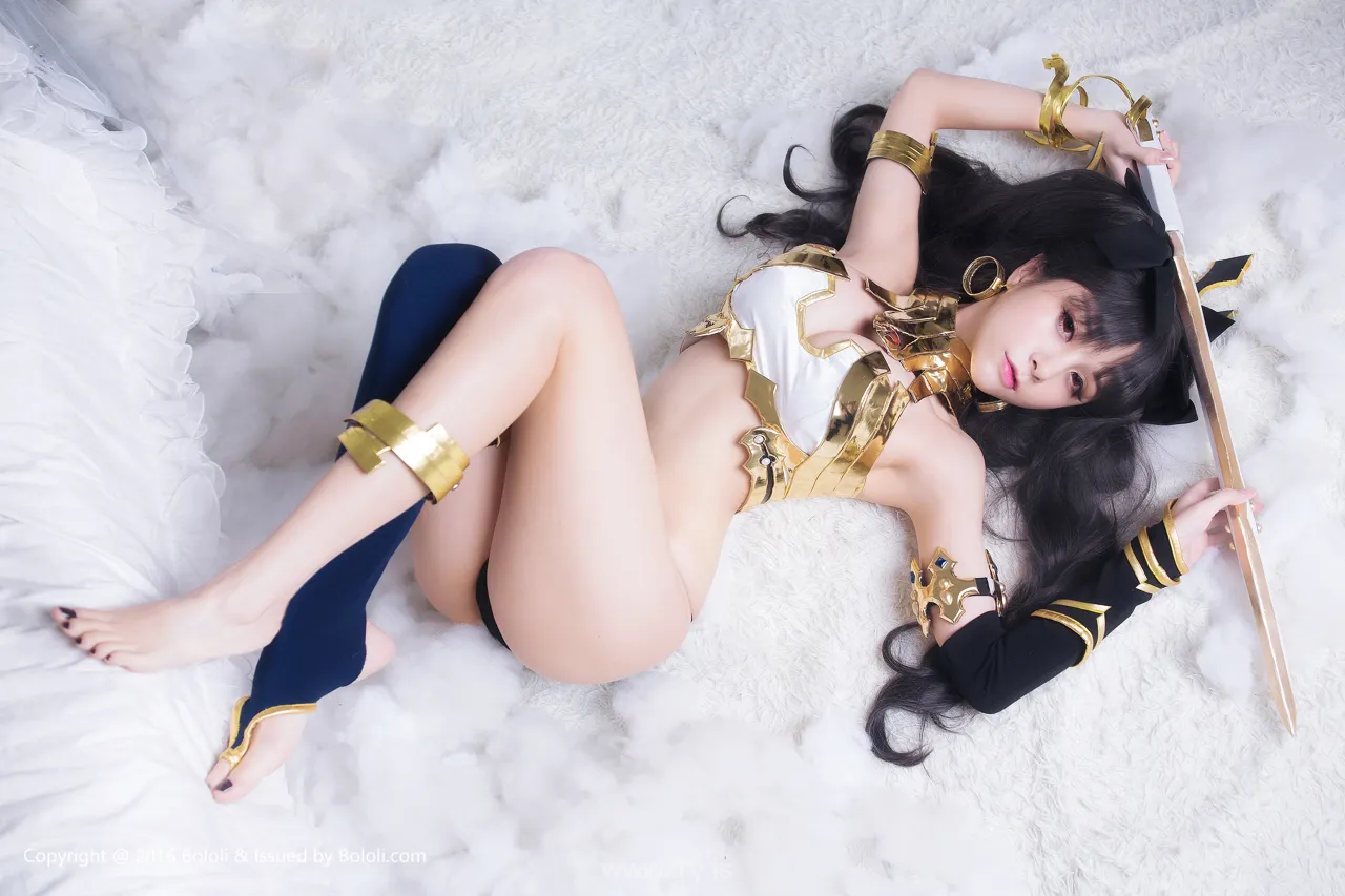 Bololi(菠萝社) Vol.041夏美酱 Breathtaking Asian Goddess 夏美酱